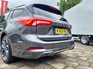 Ford Focus Ford Focus Wagon 1.0 EcoBoost ST Line Business, Automaat! - afbeelding nr 28