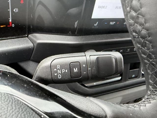Ford Transit Custom Ford Transit Custom 320 2.0 TDCI L2H1 Limited 136pk Automaat | DC | Adaptieve Cruise | Stoelverwarming | Achteruitrijcamera | Trekhaak | Dubbele Cabine - afbeelding nr 9