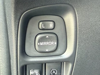 Peugeot 108 Peugeot 108 1.0 E-VTI Executive,1e Eig,Climate,Camera,Navi,LMV,Limiter,Multi - afbeelding nr 17