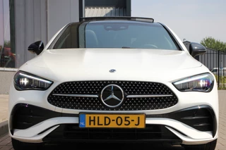 Mercedes-Benz CLE Mercedes-Benz CLE Coupé 200 AMG Line | Pano. dak | Night pakket | - afbeelding nr 5