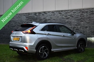 Mitsubishi Eclipse Cross Mitsubishi Eclipse Cross 2.4 PHEV Intense+ 360 º CAMERA/NAVI/ALCANTARA/VOL MET OPTIES! - afbeelding nr 2