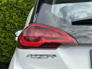 Opel Ampera-e Opel Ampera-e Business executive 60 kWh, NL AUTO, NAP, BOSE, LEDER, NAVI, CRUISE, KEYLESS, CAMERA, DODEHOEK, ECC-AIRCO, STOEL/STUURVERWARMING, LICHTMETAAL 17