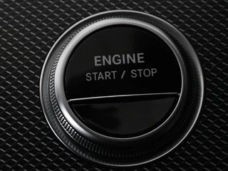 Mercedes-Benz C-Klasse Mercedes-Benz C-klasse 300e AMG Night | Adaptive cruise |  Stoelverwarming | Trekhaak | Carplay | Camera | Sfeerverlichting | Full LED - afbeelding nr 32