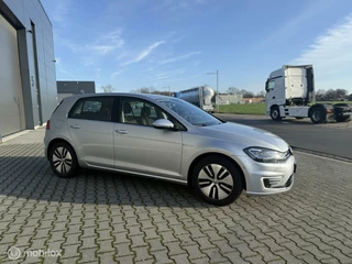 Volkswagen e-Golf Volkswagen e-Golf 2019 76.000KM Silver Metallic - afbeelding nr 7