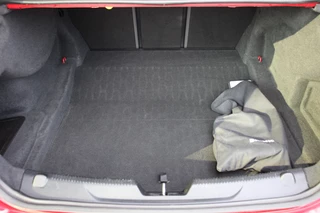 Jaguar XE Jaguar XE 2.0 R-Sport | 200PK | El. Stoelen | Camera | Afneembare trekhaak - afbeelding nr 28