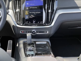 Volvo V60 Volvo V60 T6 398PK Recharge R-Design| Panodak| Adap.Cruise| Trekhaak| AWD| - afbeelding nr 20