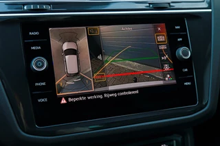 Volkswagen Tiguan Volkswagen Tiguan 2.0 TSI 4Motion 3x R-Line 220PK /LED/PANODAK/360 CAMERA/DYNAUDIO/KEYLESS/HUD/STOELVERW./TREKHAAK! - afbeelding nr 19