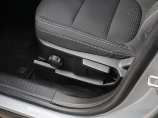 Ford Kuga Ford Kuga 2.5 PHEV Titanium I Navi I Camera I Keyless - afbeelding nr 17