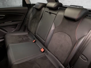 SEAT Leon SEAT Leon ST 1.4 TSI ACT FR Sport 150Pk Automaat (PANORAMADAK, NAVIGATIE, CLIMATE, LEDER/ALCANTARA, TREKHAAK, STOELVERWARMING, SPORTSTOELEN, LED KOPLAMPEN, GETINT GLAS, ADAPTIVE CRUISE, NIEUWE APK, NIEUWSTAAT) - afbeelding nr 16