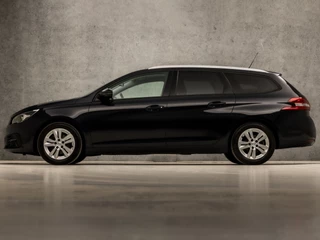 Peugeot 308 Peugeot 308 SW 1.2 PureTech Sport (PANORAMADAK, APPLE CARPLAY, GROOT NAVI, ADAPTIVE CRUISE, PARKEERSENSOREN, SPORTSTOELEN, GETINT GLAS, CRUISE, DAB+, NIEUWSTAAT) - afbeelding nr 2