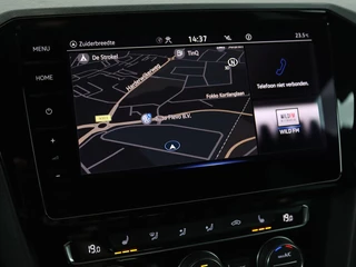 Volkswagen Passat Volkswagen Passat 1.4 TSI PHEV GTE | Panoramadak | Stoelverwarming |  Trekhaak | Side Assist | Camera | Carplay | Adaptive cruise | Park Assist | Matrix LED | Massage - afbeelding nr 23