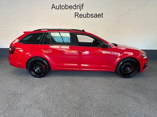 Škoda Octavia Škoda Octavia 2.0 TSI RS 245 Panodak Kuipstoel Clima Navi Cruise Incl 12Mnd Ga - afbeelding nr 4