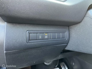 Peugeot 308 Peugeot 308 SW 1.2 PureTech GT-line Automaat Pano CarPlay - afbeelding nr 19