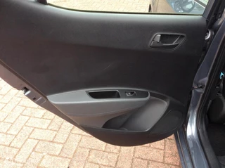 Hyundai i10 Hyundai i10 1.0i Comfort Nav Cr Contr Nap Dealer OH/ 5-deurs - afbeelding nr 11