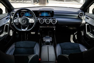 Mercedes-Benz A-Klasse Mercedes A-klasse a250e AMG|PANO|18''|CAMERA|ACC|SFEERV. - afbeelding nr 8