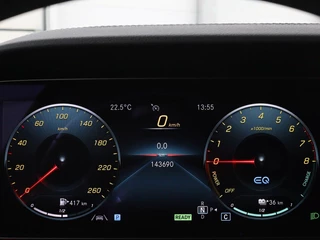 Mercedes-Benz E-Klasse Mercedes-Benz E-klasse 300e Business Solution AMG | Leder | Trekhaak |  Stoelverwarming | 360 camera | Carplay | Sfeerverlichting | Matrix LED | Keyless | Navigatie - afbeelding nr 35