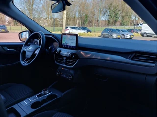 Ford Kuga 2.5 PHEV Automaat Titanium | Navi | Apple Carplay+Android Auto | Clima | Cruise | Head-Up | Led Koplampen | Keyless Entry | Pdc V+A+Camera | Rijstrook+Licht+Regensensor | Mistlampen | 17''lm - afbeelding nr 34
