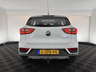 MG ZS-EV (INCL-BTW) *PANO | FULL-LEATHER | CCS-FASTLOADER | KEYLESS | NAVI-FULLMAP | ADAPTIVE-CRUISE | CAMERA | HEATED-SEATS | CARPLAY | LANE-ASSIST | SPORT-SEATS | 17