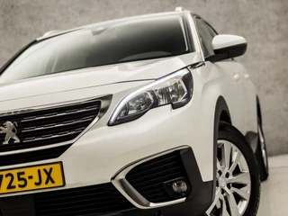 Peugeot 5008 Automaat (APPLE CARPLAY, GROOT NAVI, LEDER, STOELVERWARMING, SPORTSTOELEN, GETINT GLAS, TREKHAAK, CRUISE, LANE ASSIST, NIEUWE APK, NIEUWSTAAT) - afbeelding nr 35