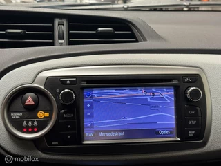 Toyota Yaris Toyota Yaris 1.5 Full Hybrid Navi|Keyless|Trekhaak - afbeelding nr 6