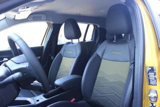 Jeep Avenger Jeep Avenger Summit 54 kWh | ACHTERUITRIJ CAMERA | STOEL VERWARMING | FULL LED KOPLAMPEN | 18