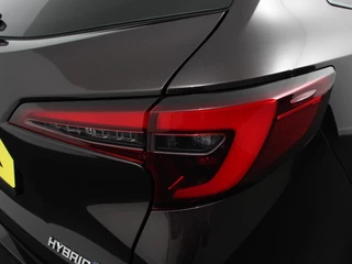 Toyota Corolla Touring Sports Toyota Corolla Touring Sports Hybrid 140 PK Automaat Dynamic | Navigatie | DAB | Camera | LED | Adaptive Cruise Control | Keyless Go | Lichtmetalen velgen - afbeelding nr 17