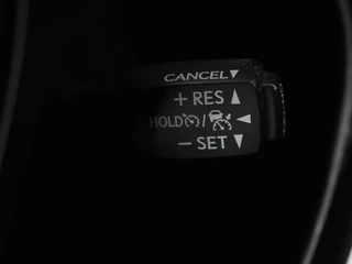 Toyota C-HR Toyota C-HR 1.8 Hybrid Style | Stoelverwarming | Navigatie |  Adaptive cruise | Camera | Trekhaak | JBL audio | Dodehoek detectie | Keyless - afbeelding nr 18