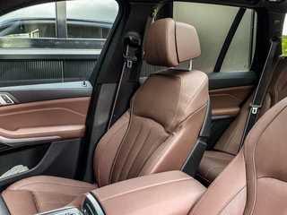 BMW X5 BMW X5 xDrive45e 394PK Automaat High Executive M-Sport | SKYLOUNGE | MASSAGE | VENTILATIE | 360 | RIJASSISTENTIE PAKKET | - afbeelding nr 107