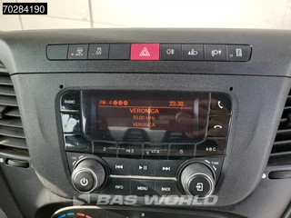 Iveco Daily Iveco Daily 35C14 Kipper met Kist Dubbel Cabine Dubbellucht 3,5t Trekhaak Airco Cruise Euro6 Kieper Tipper Benne 2m3 Airco Trekhaak Cruise control - afbeelding nr 17