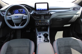 Ford Kuga Ford Kuga 2.5 PHEV ST-Line X | Trekhaak | Black Pack | BLIS | B&O | Navigatie - afbeelding nr 5