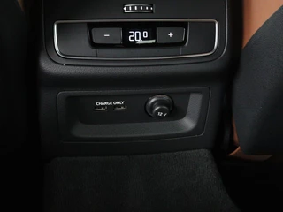 Audi A5 Audi A5 Sportback 35 TFSI Bns Edition | Leder | Trekhaak | Keyless |  Elektrische achterklep | Camera | Carplay | DAB | Cruise Control - afbeelding nr 27