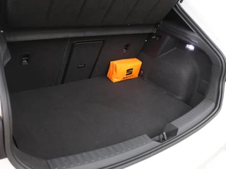 CUPRA Leon Cupra Leon 1.4 e-Hybrid VZ | 245pk |  Stoel & stuurverwarming | Camera | Navigatie | Sfeerverlichting | Keyless | Full LED | PHEV - afbeelding nr 24