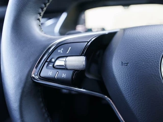 Škoda Octavia Skoda Octavia Combi 1.4 TSI iV PHEV 204pk Business Edition | Navigatie | Full LED | Trekhaak - afbeelding nr 26