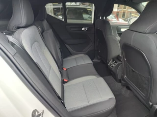 Volvo XC40 Stoelverwarming | Keyless | Carplay/Android - afbeelding nr 10