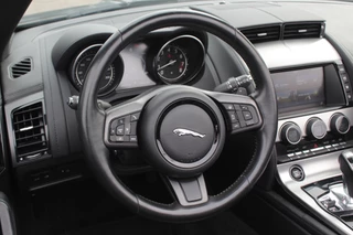 Jaguar F-Type Jaguar F-Type 3.0 V6 Convertible 69.614 km! / Camera / Leder / Keyless / Memory seats / 19'' / Sportuitlaat - afbeelding nr 17