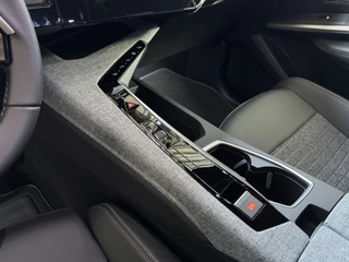Peugeot 3008 Peugeot 3008 1.2 HYBRID 145e ALLURE AUT. CARPLAY AFN.TREKHAAK NAVI STOELVERW KEYLESS 05/2025 - afbeelding nr 13