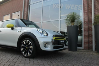 MINI Electric ➡️ Mini Mini Electric Yours 33 kWh | 1e eigenaar | inc BTW | NL auto | Pano | Head-up | Harman-kardon | Camera | LED | Sportstoelen | Leer | DAB | PDC | Climate control | - afbeelding nr 46