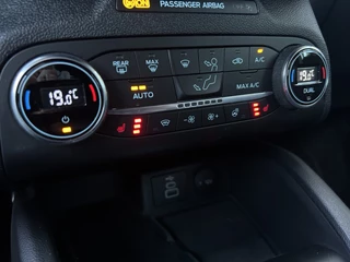 Ford Focus Ford Focus Wagon 1.0 EcoBoost Hybrid ST Line X | 125pk | LED-koplampen | Navigatie - afbeelding nr 20