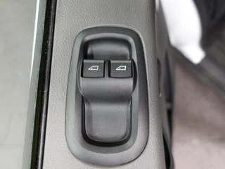 Ford Transit Ford Transit 310 2.0 TDCI L2H2 Trend Automaat Airco Navigatie Bluetooth Camera Cruise Control Trekhaak - afbeelding nr 14