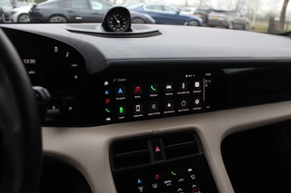 Porsche Taycan Porsche Taycan 4S Performance 84 kWh / SoH 90% / Panoramadak / Camera / Luchtvering / Achterasbesturing / 20'' / Bose / Sportchrono / ACC / Stuurverwarming / Warmtepomp / DAB / Stoelverwarming - afbeelding nr 19
