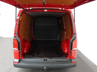 Volkswagen Transporter Volkswagen Transporter 2.0 TDI 150pk DSG Automaat Trekhaak Apple Carplay/ Android Auto Cruise control Airco Sidebars Parkeersensoren - afbeelding nr 3