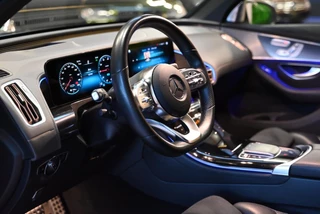 Mercedes-Benz EQC Mercedes-Benz EQC 400 4MATIC Premium Plus 80 kWh AMG - Memory - Distronic - Schuifdak - Keyless Entry - HUD - Ambiance Verlichting - afbeelding nr 53
