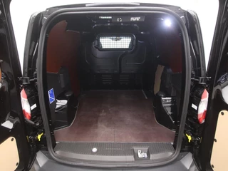Ford Transit Courier Ford Transit Courier 1.5 TDCI Limited Duratorq S&S | navigatie | parkeersensoren voor & achter | voorruit verwarming | laadvloer - afbeelding nr 13