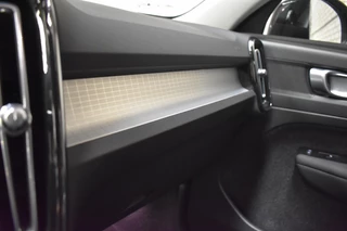Volvo XC40 Volvo XC40 T3 163pk Aut. Momentum | Climate Pro | Park Assist | Navigation - afbeelding nr 26
