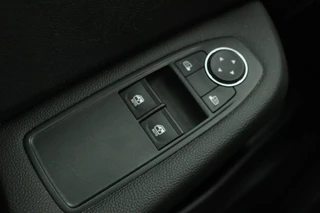 Renault Clio Renault Clio 1.6 E-Tech Hybrid 140 ZEN | Automaat | Carplay |  Full LED | Navigatie | Airco | Cruise control | DAB | Bluetooth - afbeelding nr 21