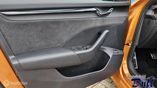 Škoda Octavia Skoda Octavia 2.0 TSI RS 245 Leder Unieke kleur Nieuwstaat!! - afbeelding nr 12
