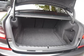 BMW 3 Serie BMW 3 Serie 320i M-Sport High Executive Leer/LED/Navi/Camera - afbeelding nr 25