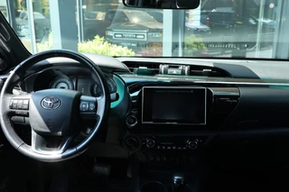 Toyota Hilux Toyota Hilux 2.4 D-4D DUBBEL CABIN EXECUTIVE BE TREKKER A/T 5 SITZ 4WD VAN - afbeelding nr 19