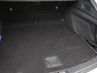 Toyota Corolla Toyota Corolla 1.8 Hybrid GR-Sport | Trekhaak | Stoelverwarming |  Adaptive cruise | Camera | Carplay | Sportstoelen | Full LED | Park Assist | Keyless - afbeelding nr 13