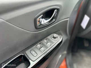 Renault Captur Renault Captur 0.9 TCe Helly Hansen Clima Navi PDC LED NAP! - afbeelding nr 10